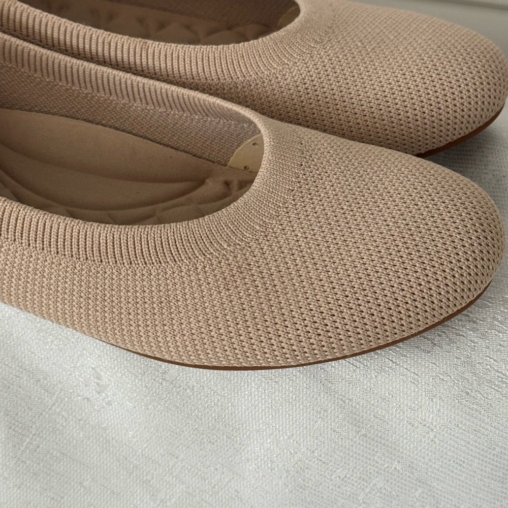 Vivaia Claire Round-Toe Flats - Picture 9 of 15